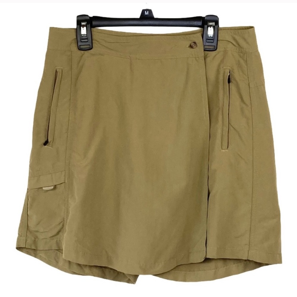 L.L. Bean tan hiking skort size Large